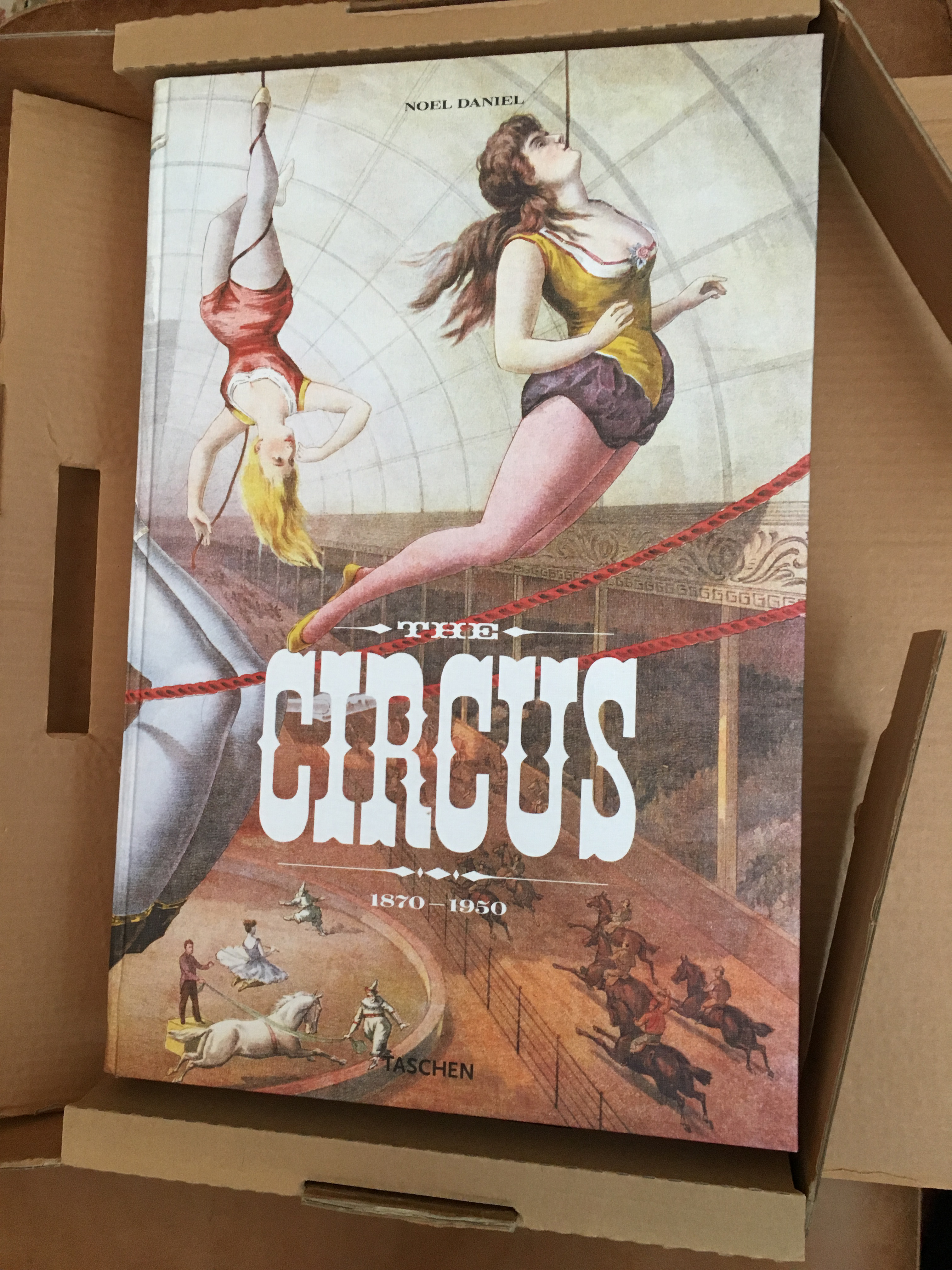 多様な サーカス Circus: 図案集 An Album 洋書 サモイロフ by Linda